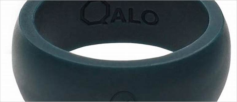 Qalo ring for men